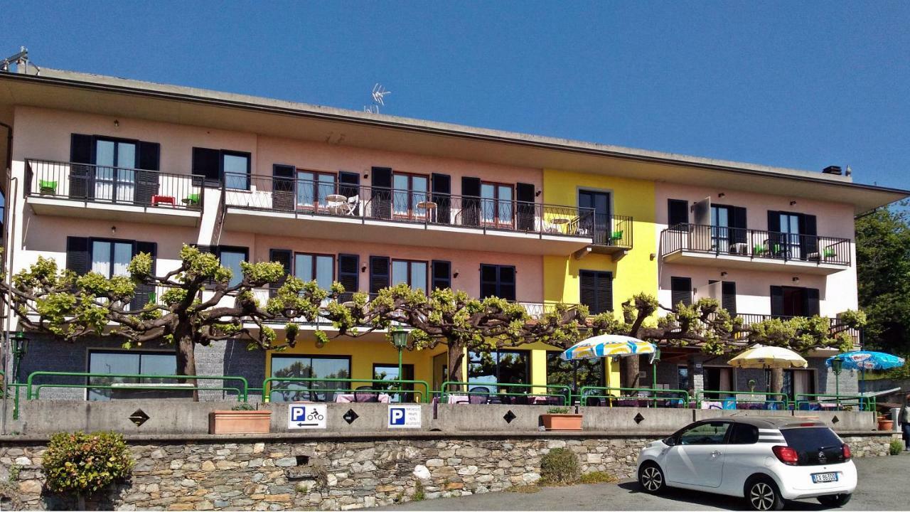 Hotel La Capannina Massino Visconti Εξωτερικό φωτογραφία