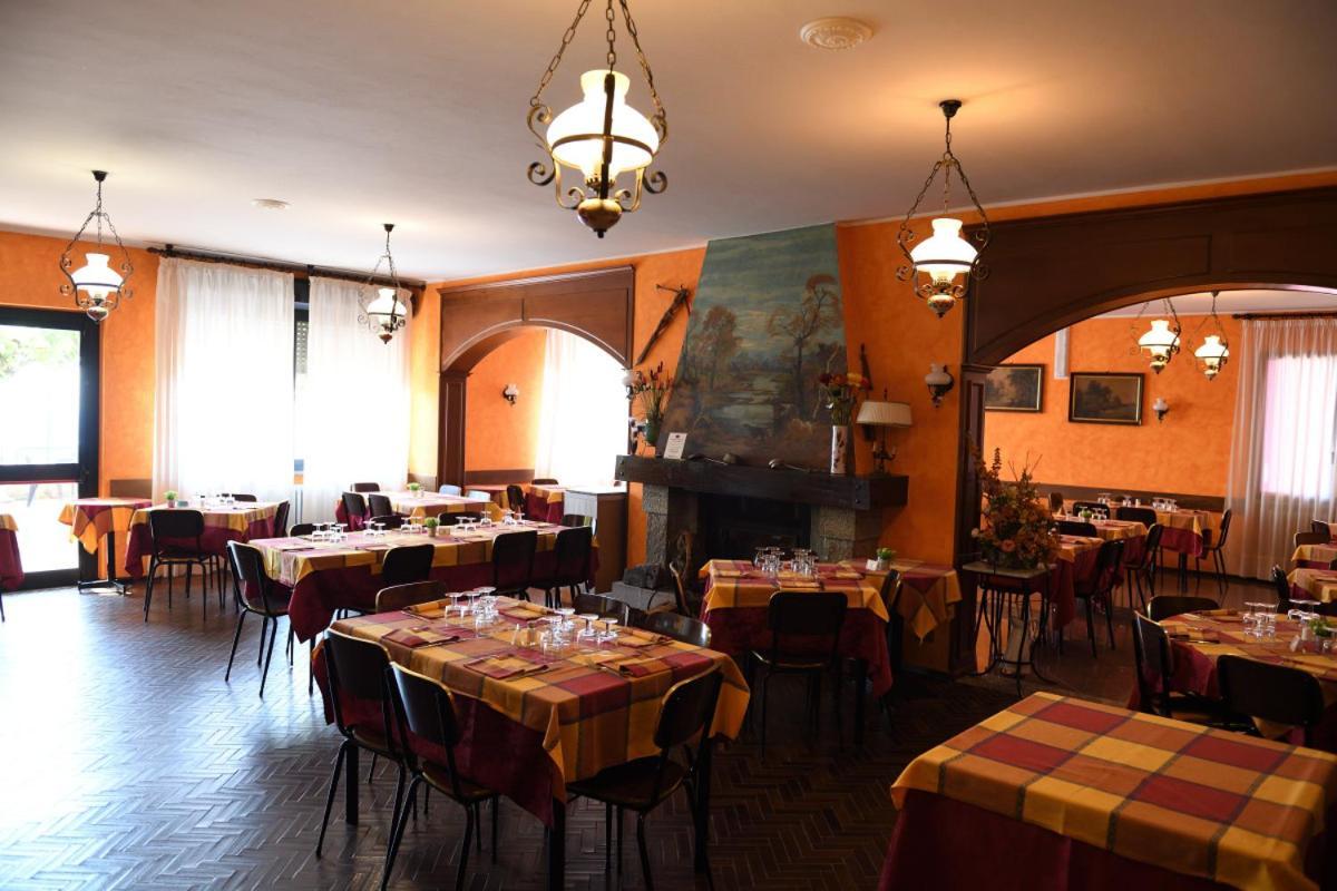 Hotel La Capannina Massino Visconti Εξωτερικό φωτογραφία